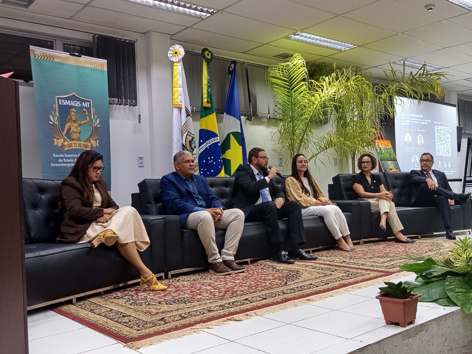  Câmara de Cáceres participa de debate sobre impactos da "Lei do Transporte Zero" em comunidades pesqueiras
