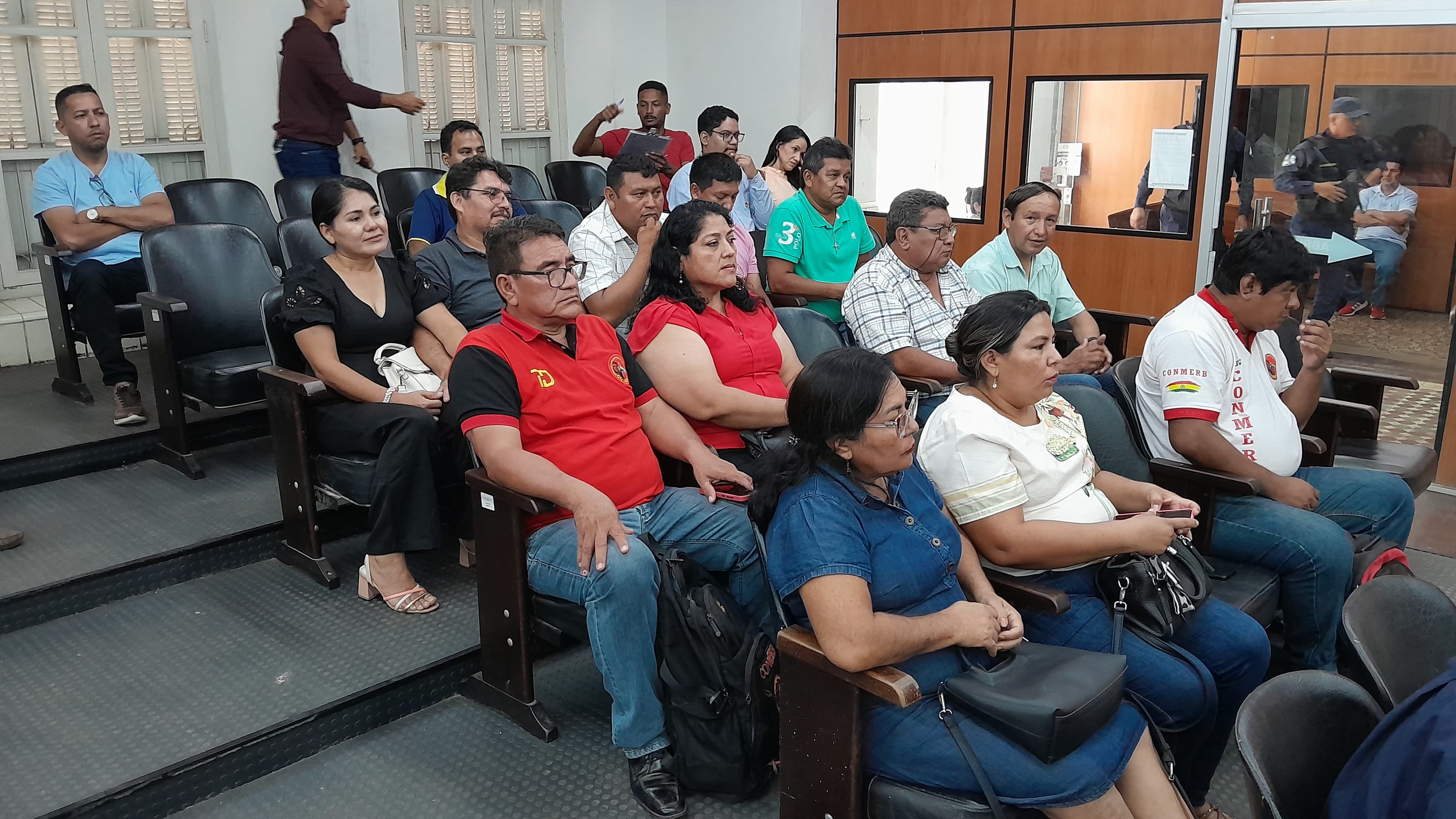 Câmara e autoridades bolivianas discutem instalação de faculdade de Medicina em San Matías