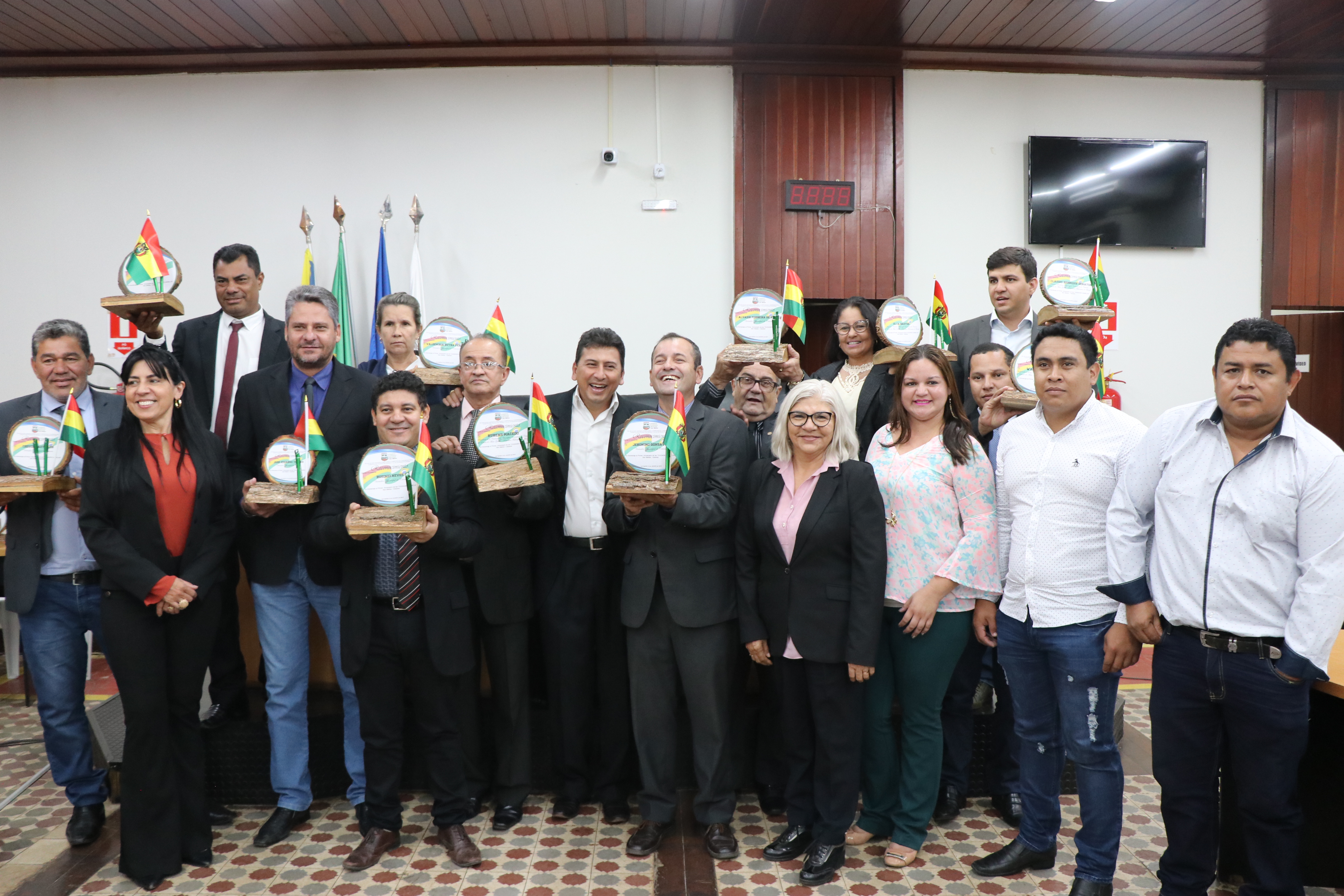 Em Sessão Solene, Câmara celebra nomeação de Cáceres e San Matías como cidades gêmeas