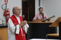 Câmara felicita o Padre Sandro Giancola pelo Dia do Sacerdote
