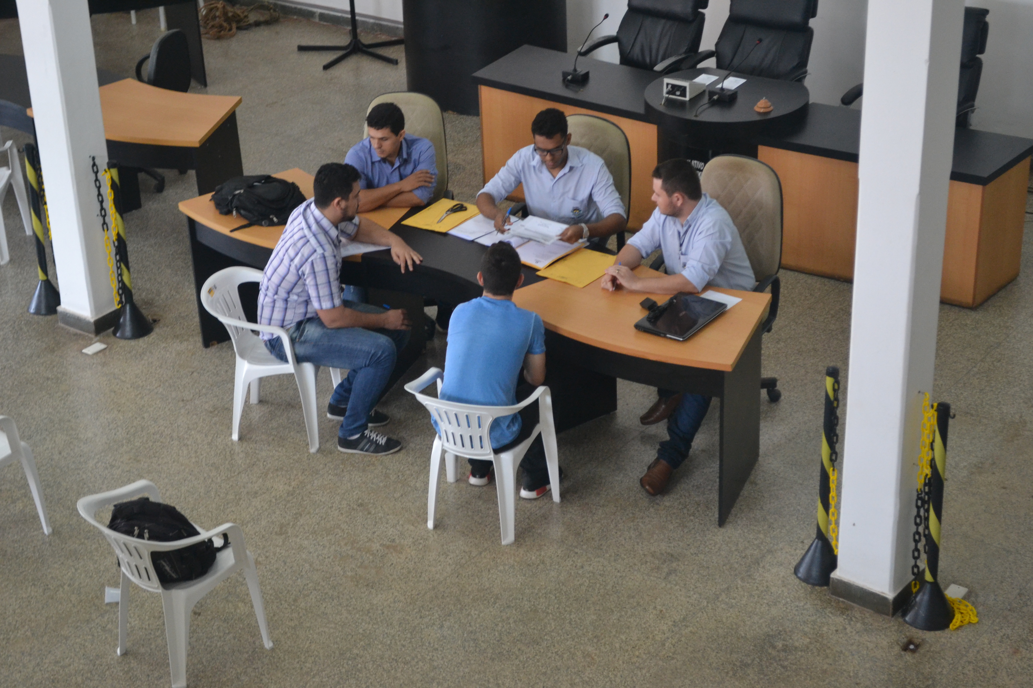 CÂMARA MUNICIPAL REALIZA PROCESSO LICITATÓRIO