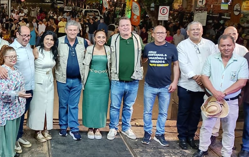 Câmara prestigia abertura oficial do 42° FIPe: "evento impulsiona a economia e valoriza a cultura", afirma presidente Flávio Negação