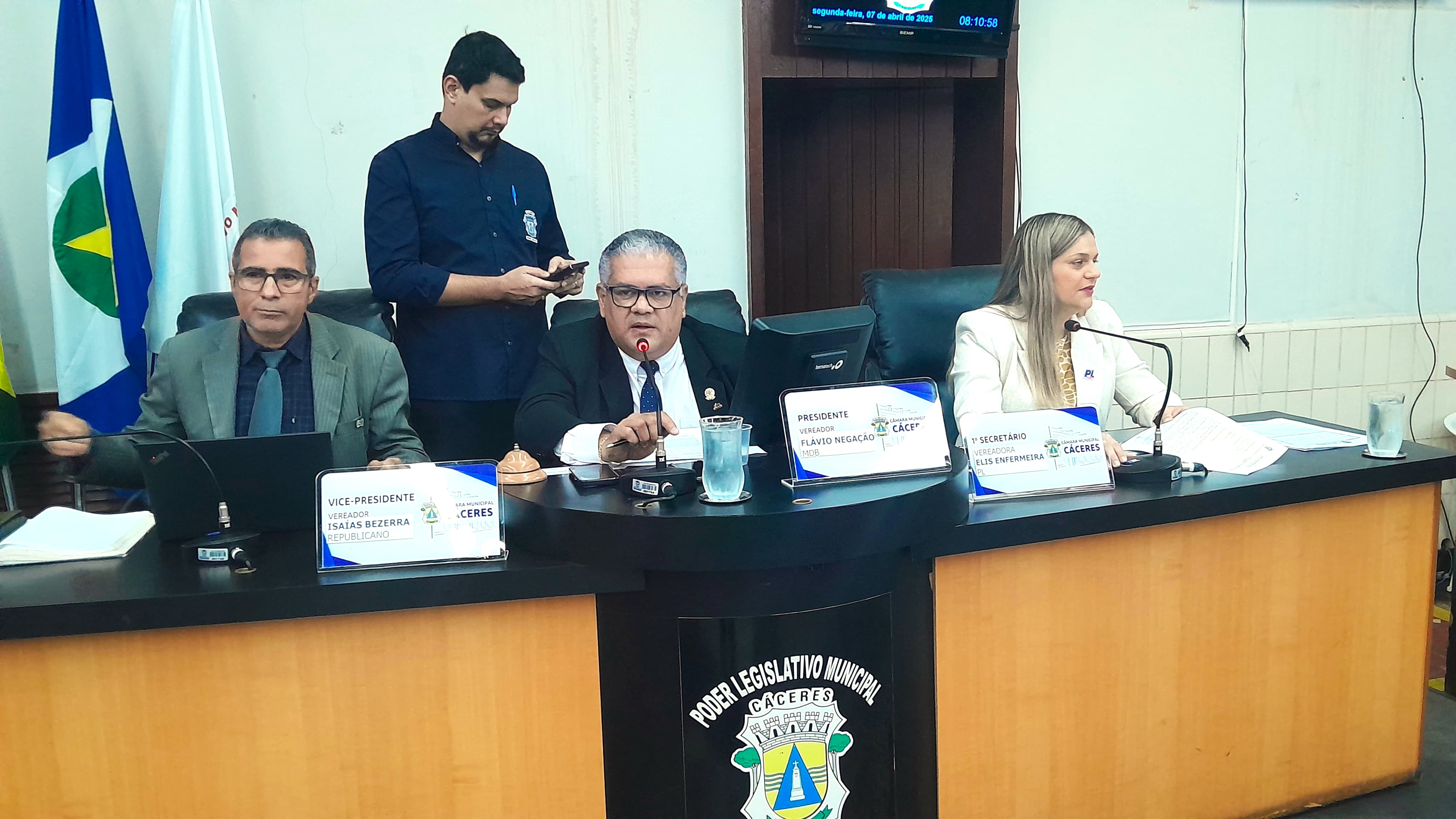  Caranguejão, Procuradoria da Mulher e ocupação do solo em Cáceres foram destaques na sessão ordinária desta semana