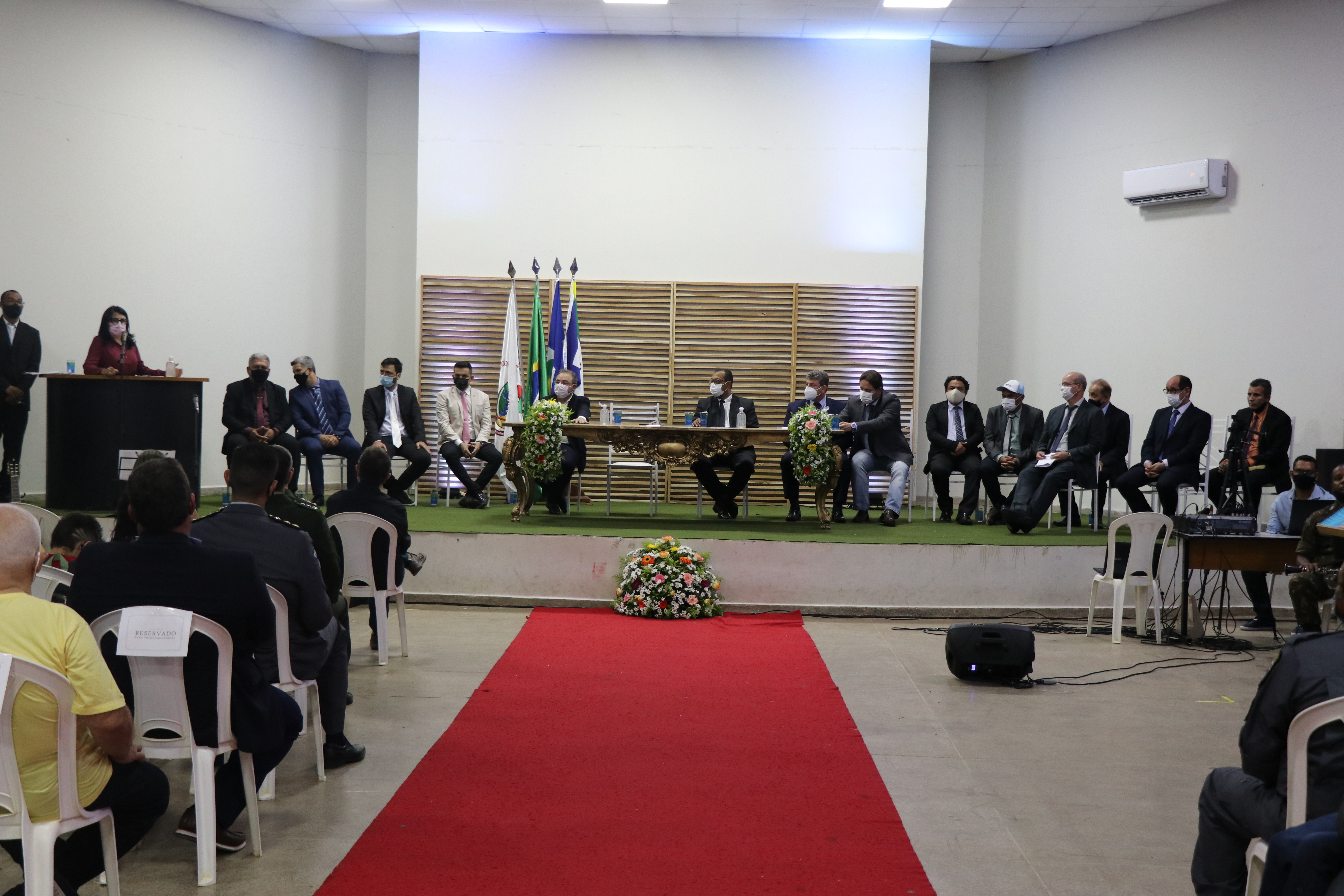 Em solenidade na Sematur, vereadores entregam Títulos de Cidadão Cacerense a 30 ilustres personalidades do município pelos serviços prestados