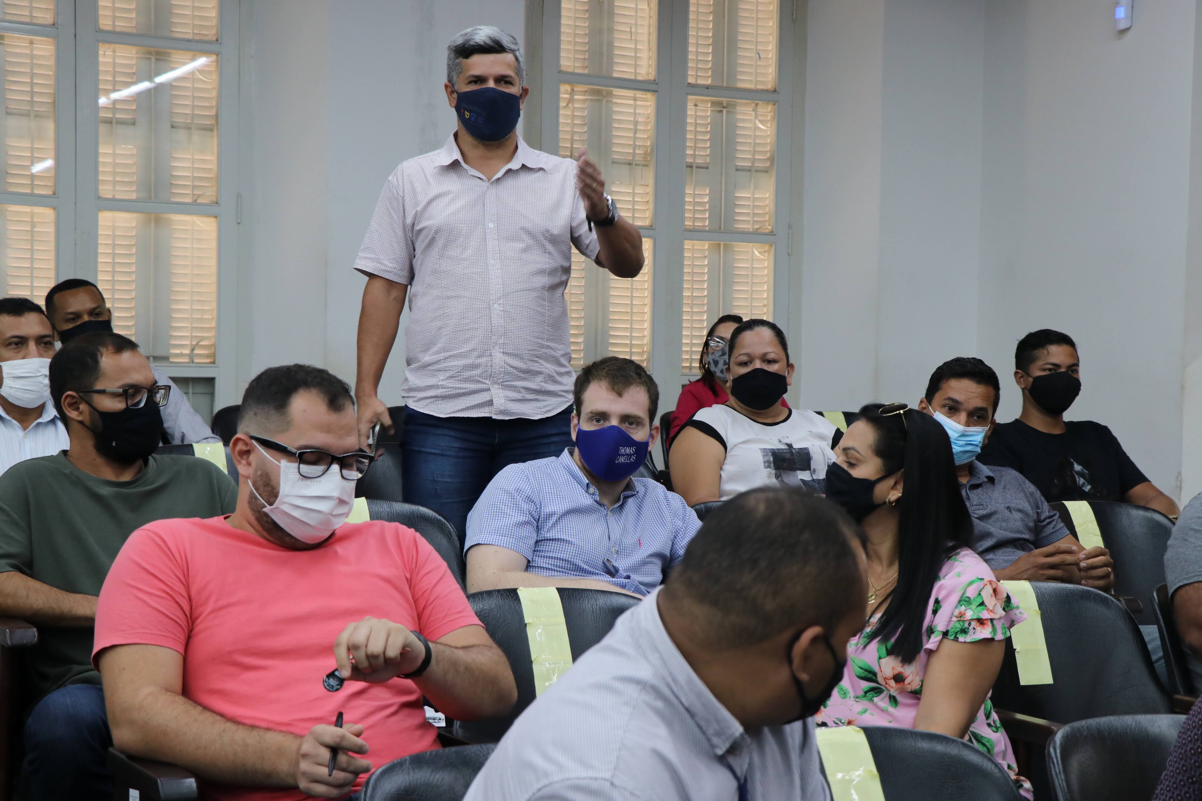 Indicação aprovada em Sessão busca compensar professores pelos gastos com planos de internet desde o início das aulas remotas