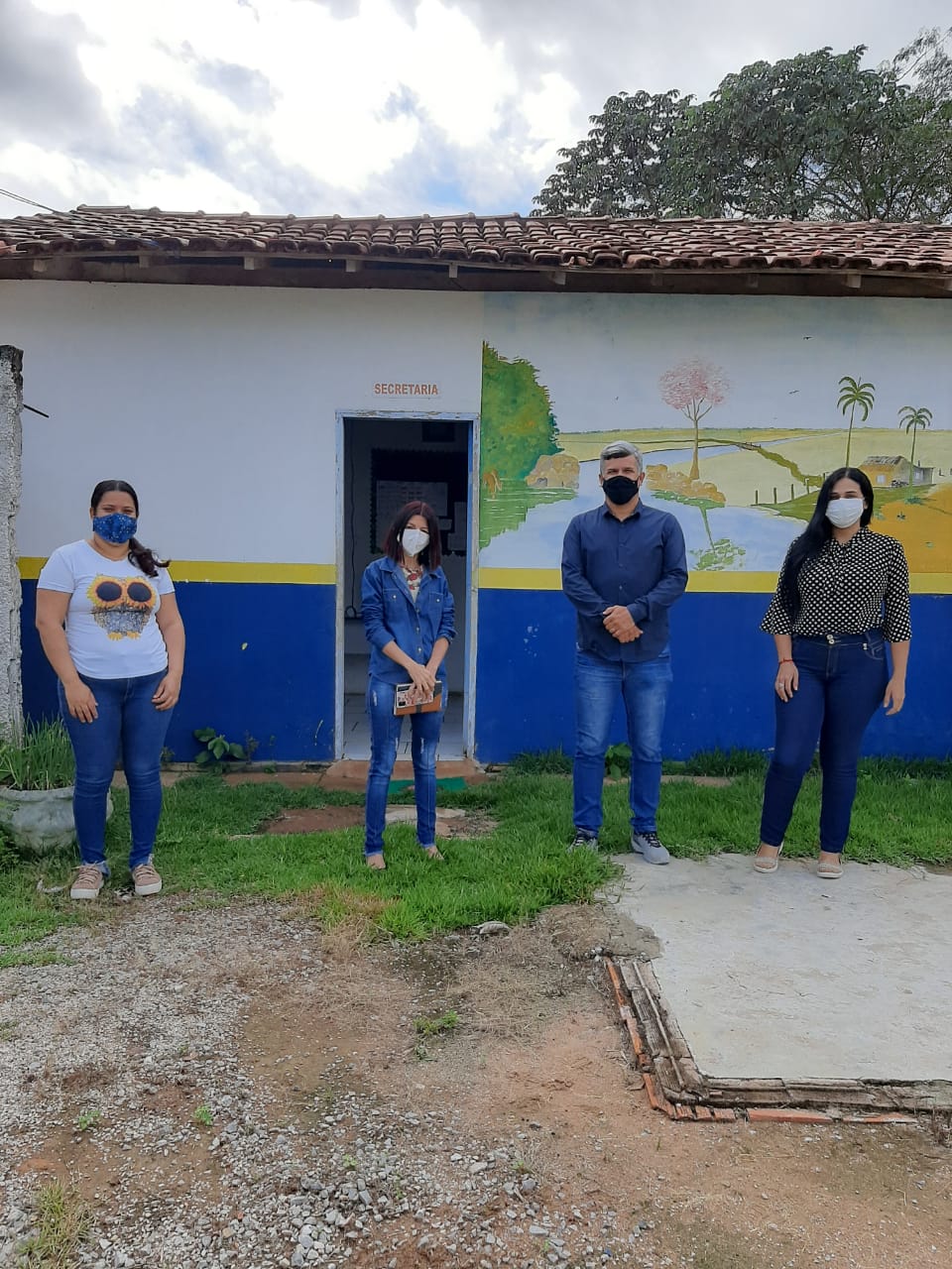 Indicação aprovada em Sessão busca reativação do Posto de Saúde da comunidade de Clarinópolis; Secretária de Saúde e Prefeita estudam possibilidade