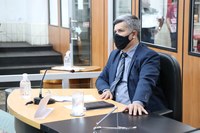 Indicação busca continuidade de serviço de pavimentação asfáltica em frente a escola e creche no Jardim Padre Paulo