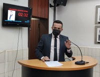 Indicação pede criação de programa para realização de exames de vista, campanhas educativas e doações de óculos a estudantes nas escolas de Cáceres