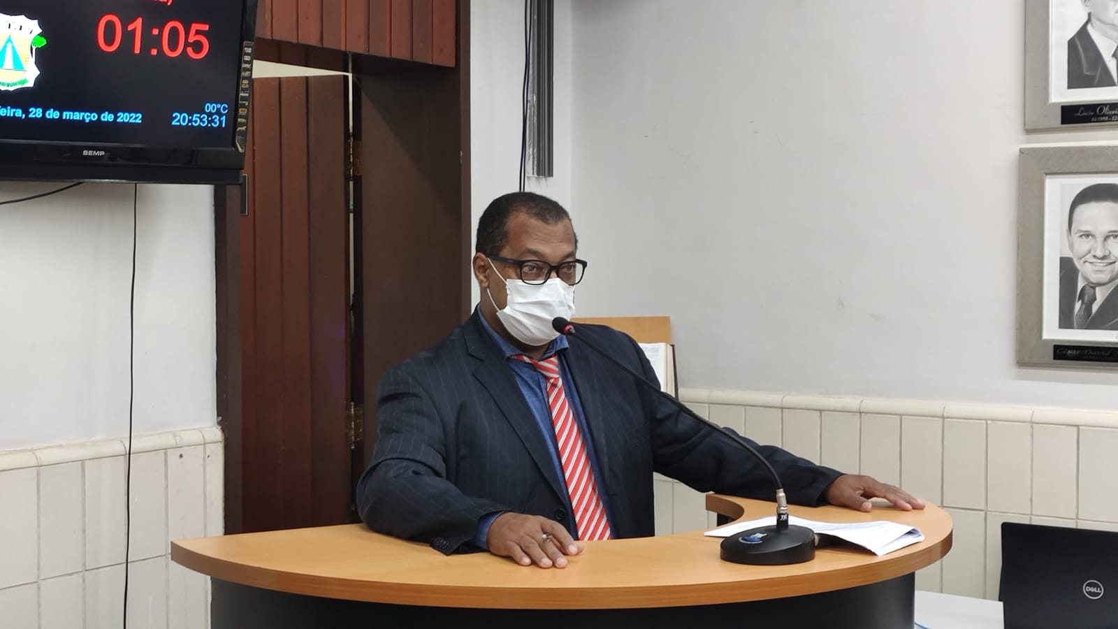 Indicação solicita construção de rotatória na bifurcação das Ruas General Osório e Dormevil Farias, além de faixa elevada nas proximidades de supermercado