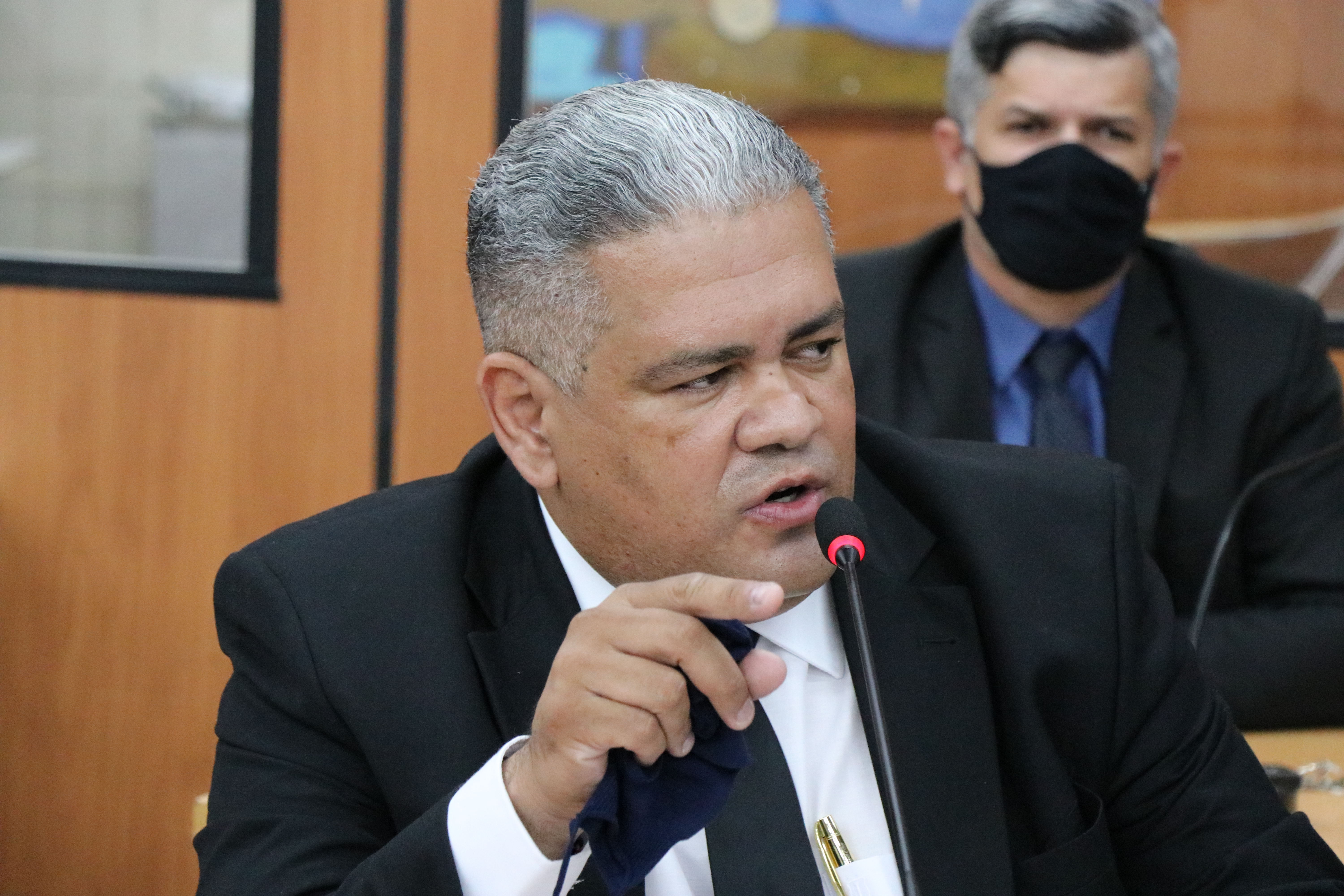 Indicação solicita que Secretaria de Saúde disponibilize médico para consultas oftalmológicas no distrito da Sadia