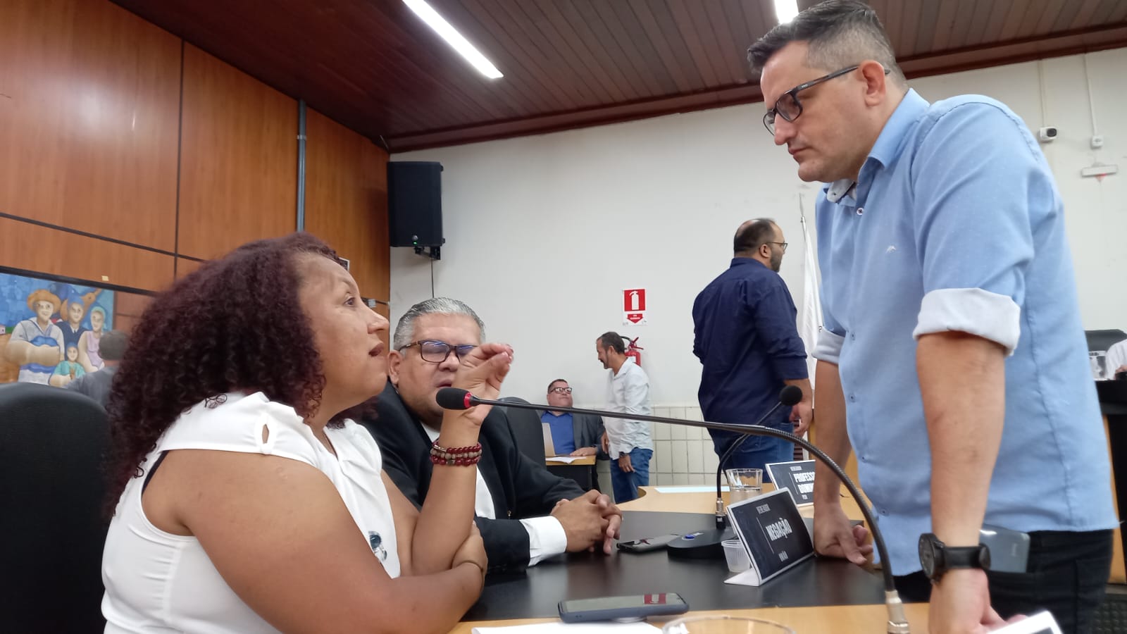 PISO NACIONAL: Câmara aprova reajuste salarial dos professores de Cáceres 