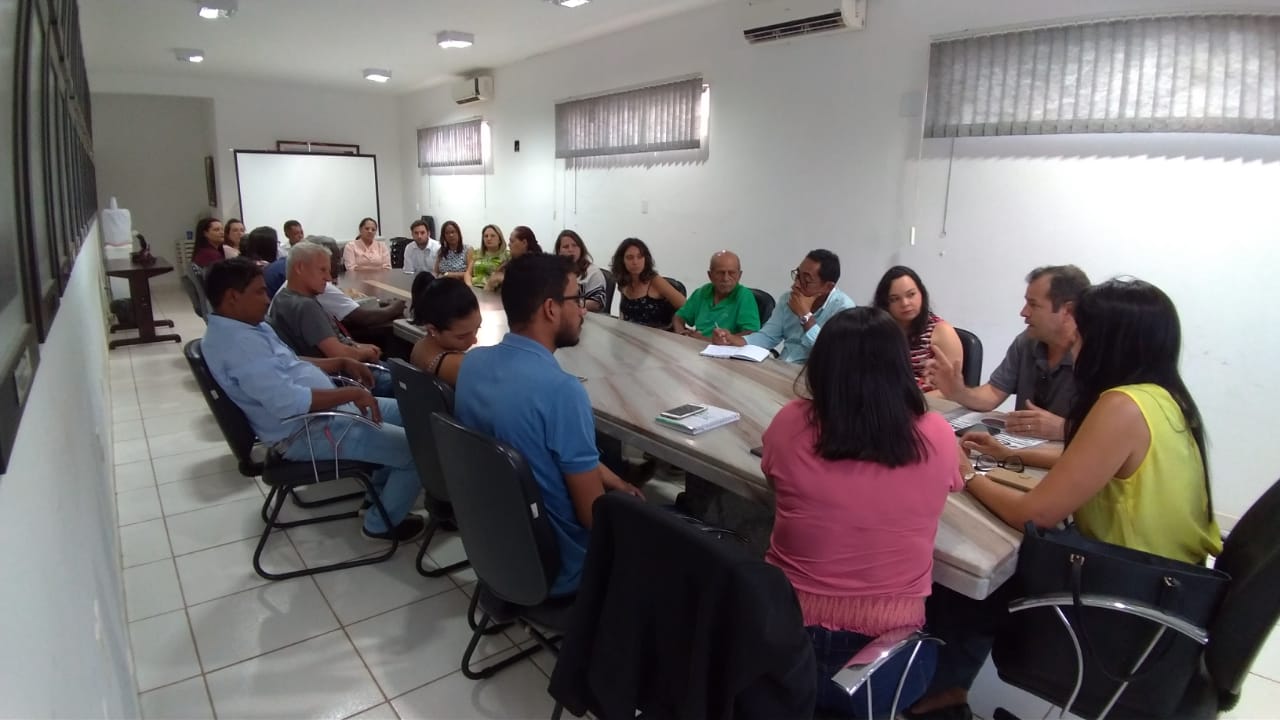 Poder Legislativo prestigia posse de novos membros do Conselho Municipal de Saúde