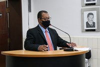 Projeto de Lei aprovado em Sessão institui atendimento e vagas de estacionamento preferenciais a pacientes de doenças inflamatórias intestinais