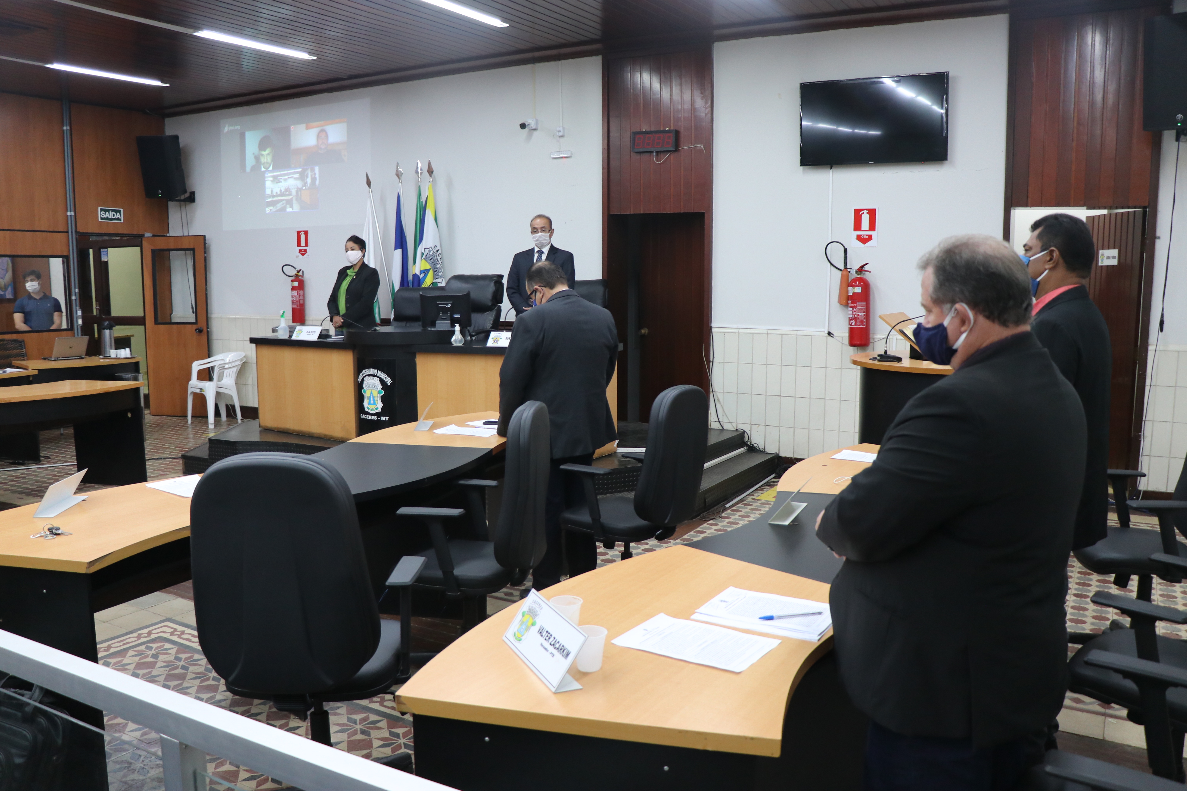 RETIFICAÇÃO: Projeto que atribui função de fiscalizar comércio local a Fiscais de Obras NÃO SERÁ VOTADO na Sessão de hoje (10); confira a pauta completa