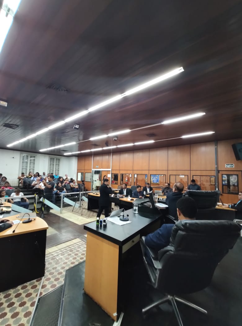 Requerimento solicita do Executivo quais ações foram feitas para retirada de moradores de rua e andarilhos