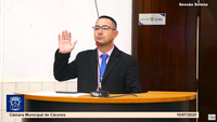 Vereador Alex Leal toma posse na Câmara de Cáceres