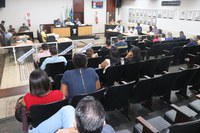 Vereadores aprovam dois projetos de Lei complementar em sessão extraordinária