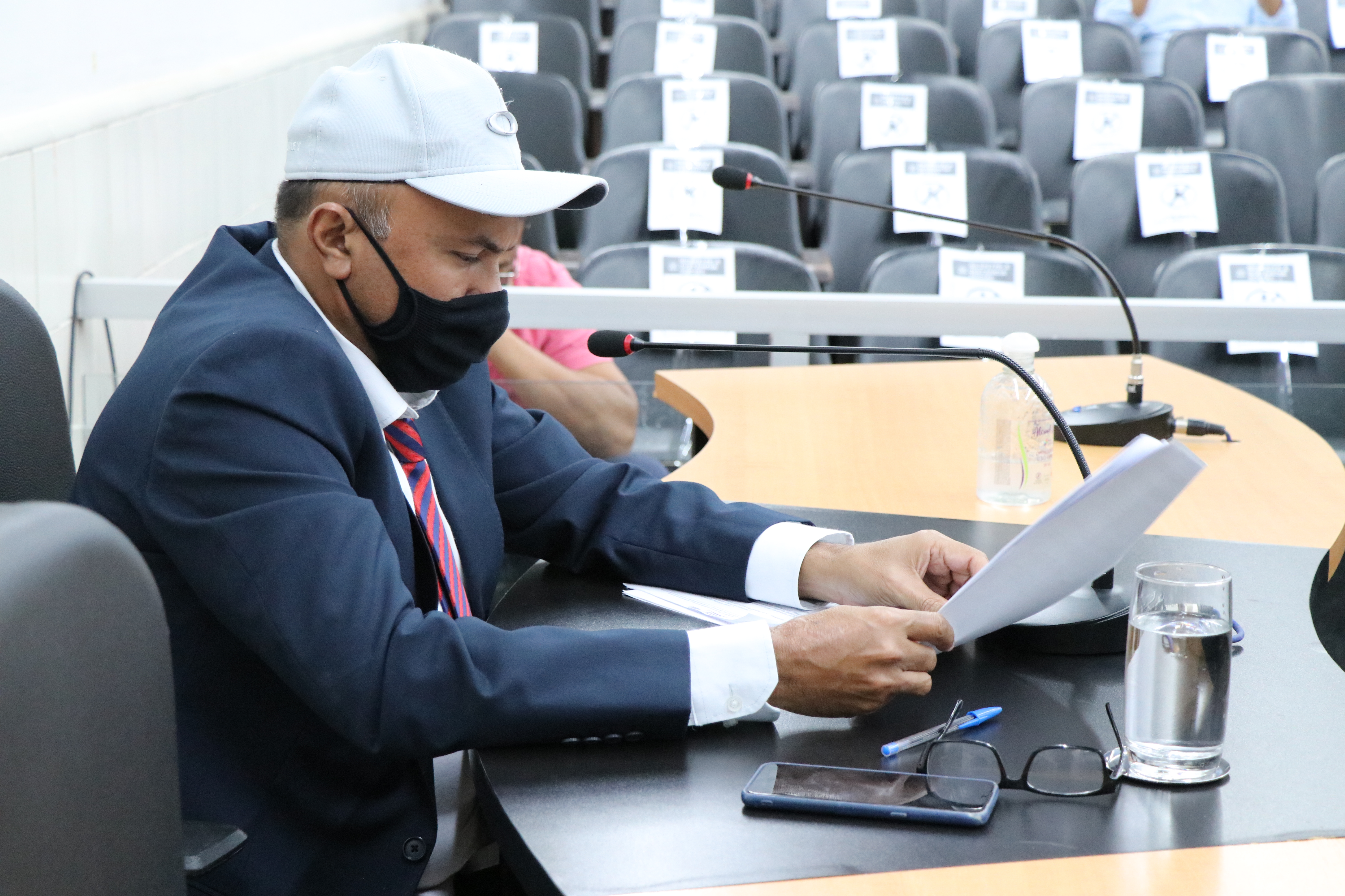 Vereadores solicitam que Prefeitura adquira caminhão para perfurar poços artesianos