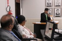 Vereadores buscam informações sobre obras paralisadas de creches na cidade