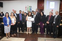 Vereadores homenageiam Família Costa Marques
