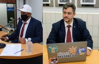 Vereadores pedem computadores e internet para os professores municipais em indicação aprovada em Sessão