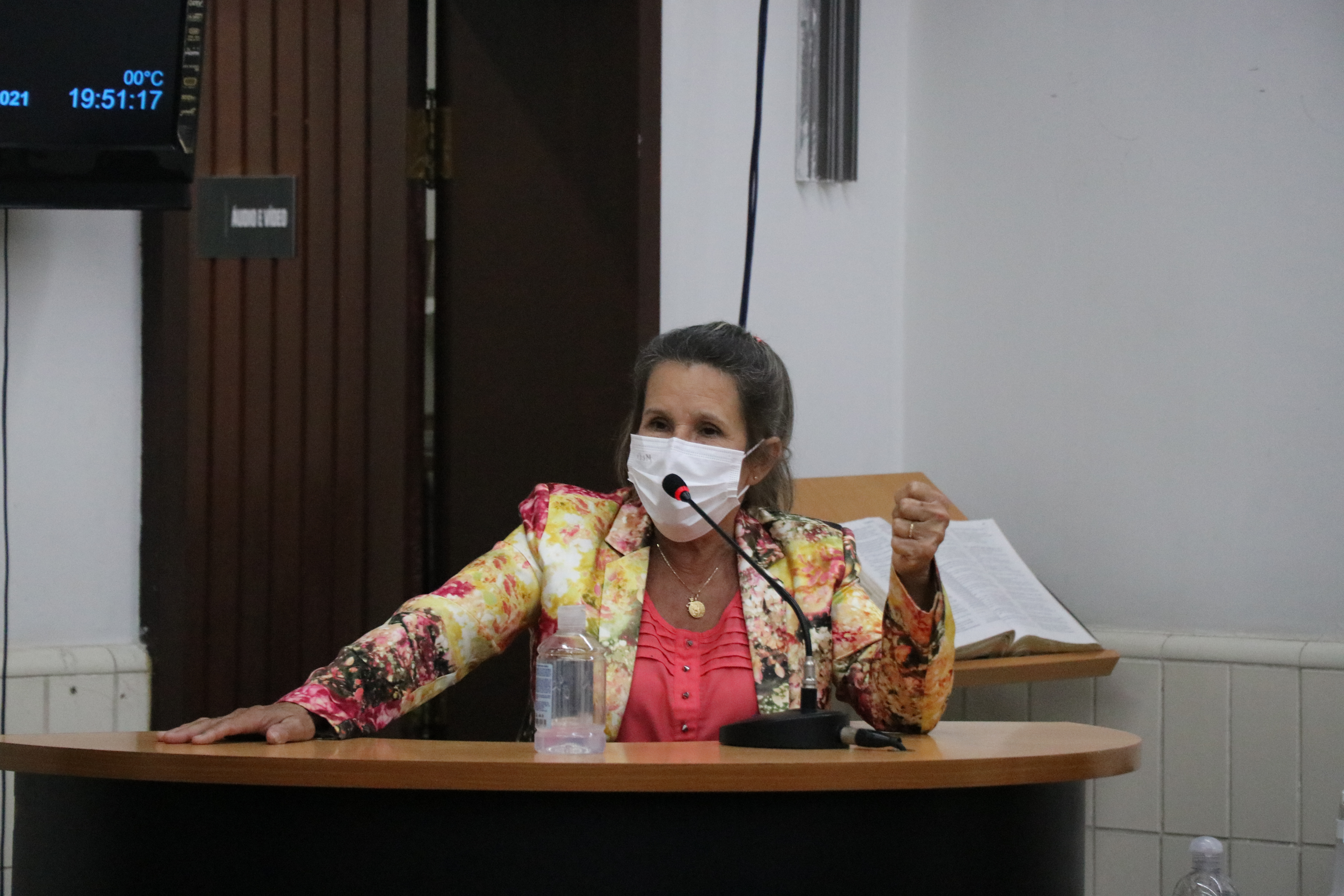 Vereadores pedem cumprimento de lei que obriga escolas de ensino básico e infantil a capacitarem educadores em noções básicas de primeiros socorros