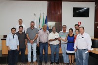 Vereadores recebem homenagem do Escritório de Saúde de Cáceres