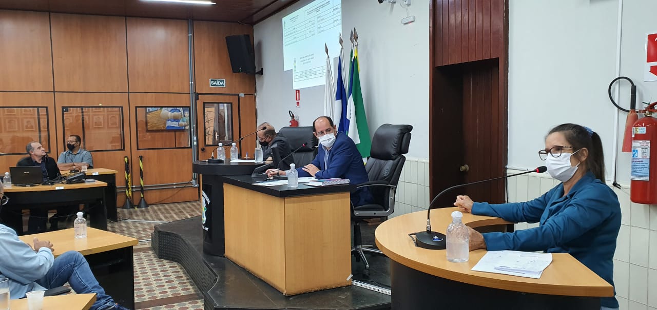 Vereadores requerem informações sobre situação dos atendimentos oftalmológicos em Cáceres