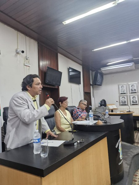 Lançamento_Livro_sobre_história_da_Câmara Municipal (08.09.2025)_CRED_CMC